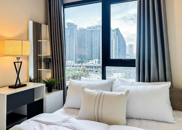 Luxury City-Scape 2Br - Ultra Fast Wifi - Asoke