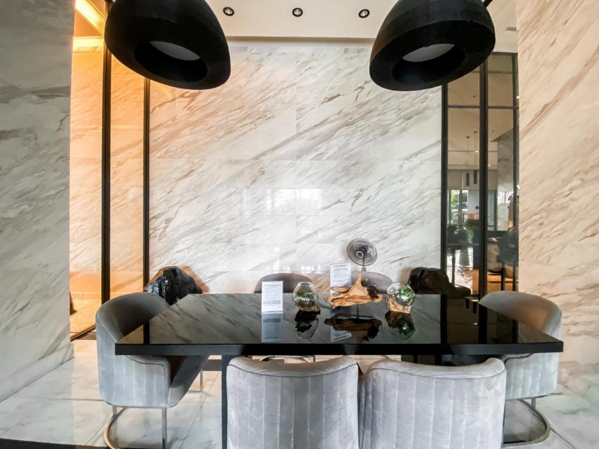 Luxury City-scape 2br - Ultra Fast Wifi - Asoke * Bangkok